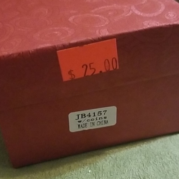 Rooster Trinket Charm Box - Picture 6 of 6